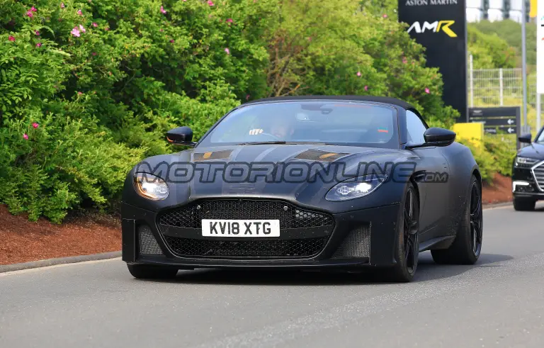 Aston Martin DBS Superleggera Volante - Foto spia prototipo 16-05-2018 - 10