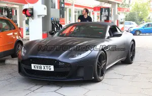 Aston Martin DBS Superleggera Volante - Foto spia prototipo 16-05-2018