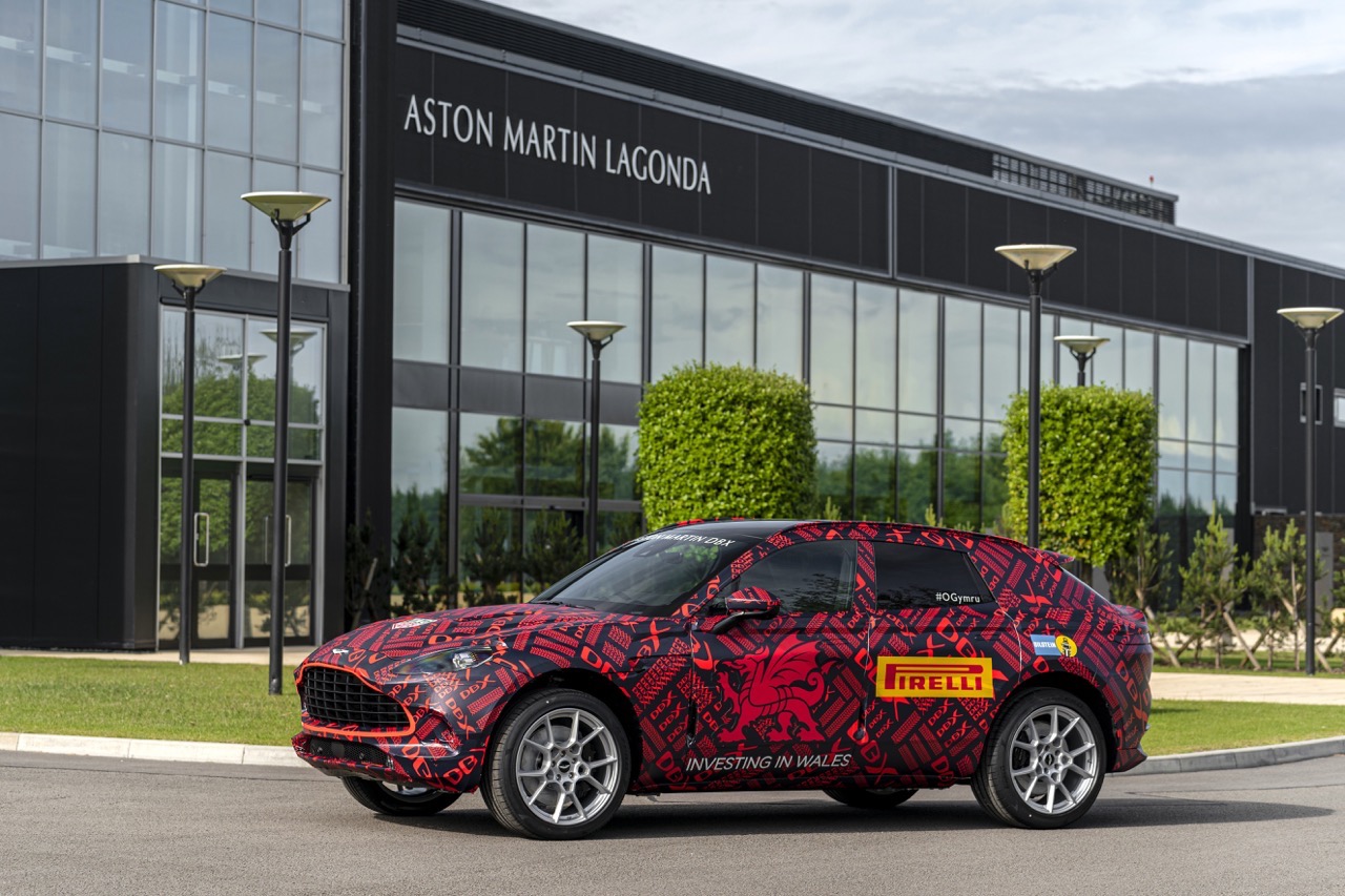 Aston Martin DBX - Pre-produzione
