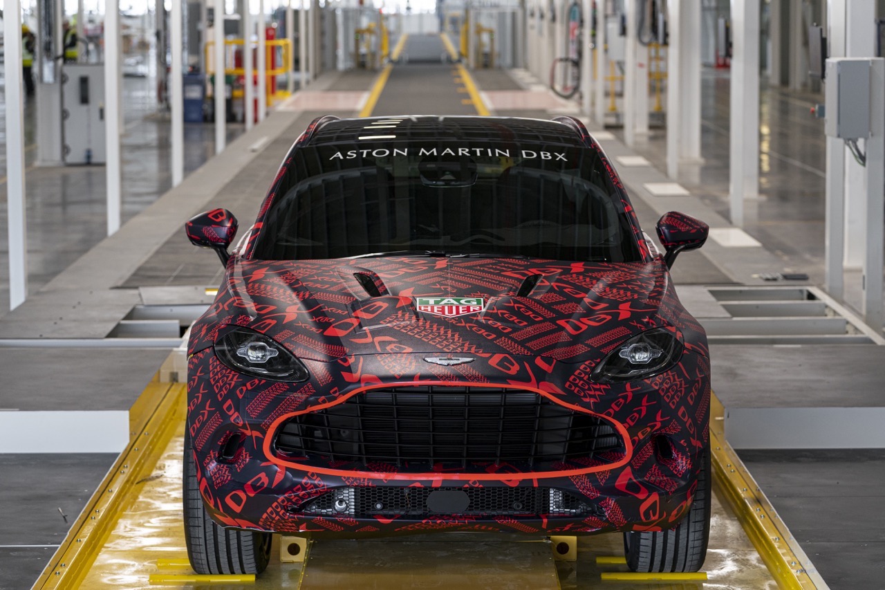 Aston Martin DBX - Pre-produzione