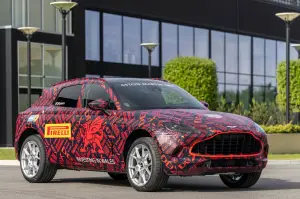 Aston Martin DBX - Pre-produzione - 3