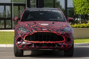 Aston Martin DBX - Pre-produzione