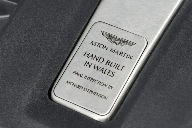 Aston Martin DBX - Produzione - 17