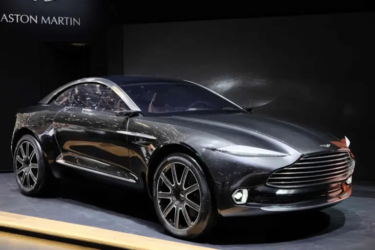 Aston Martin DBX - Salone di Ginevra 2015 - 3