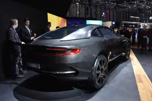 Aston Martin DBX - Salone di Ginevra 2015 - 17