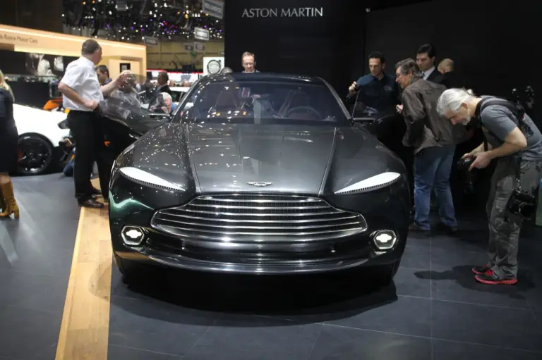 Aston Martin DBX - Salone di Ginevra 2015 - 29