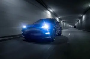 Aston Martin DBX707 - Foto