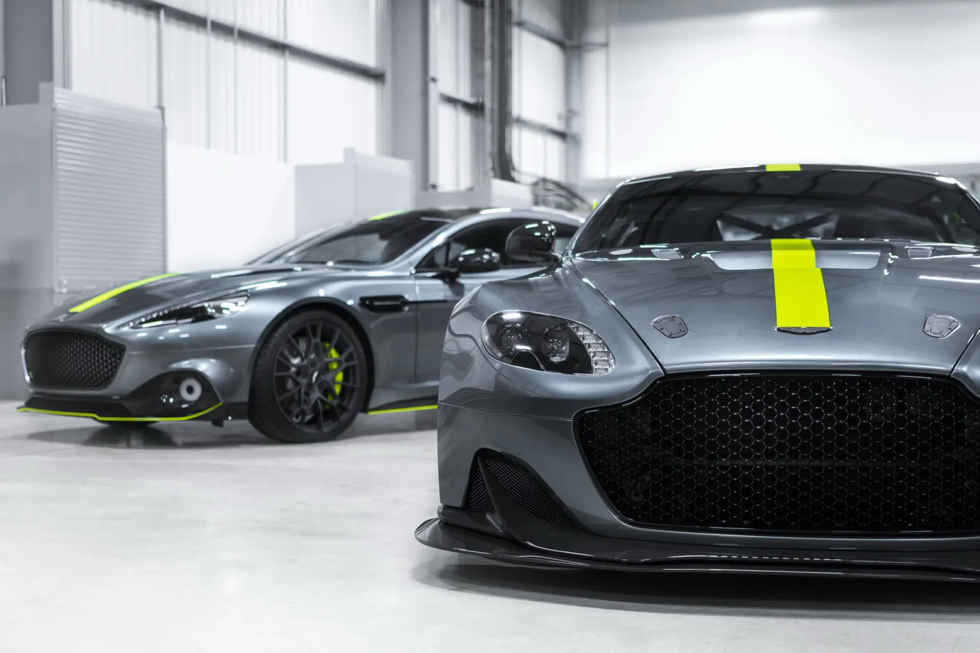 Aston Martin Rapide AMR e Vantage AMR Pro - Salone di Ginevra 2017 - 6