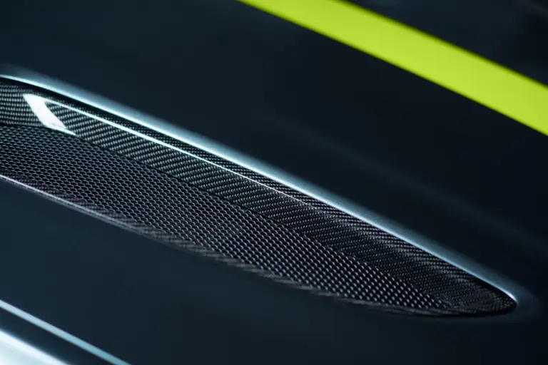 Aston Martin Rapide AMR e Vantage AMR Pro - Salone di Ginevra 2017 - 8