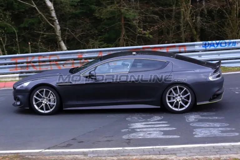 Aston Martin Rapide AMR - Foto spia 16-04-2018 - 19