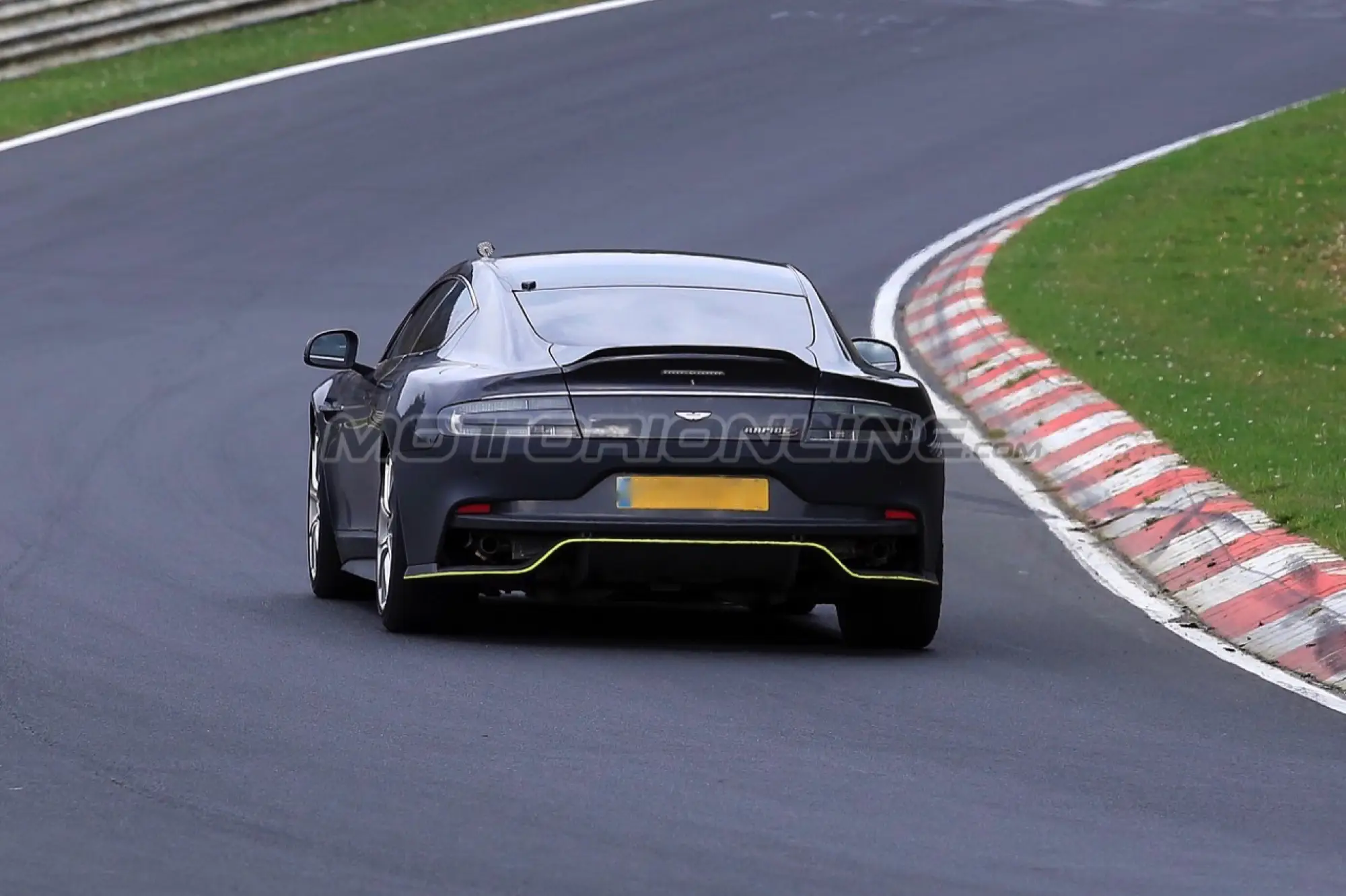 Aston Martin Rapide AMR - Foto spia 16-04-2018 - 24