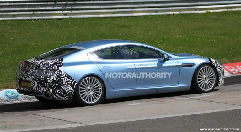 Aston Martin Rapide S foto spia - 5