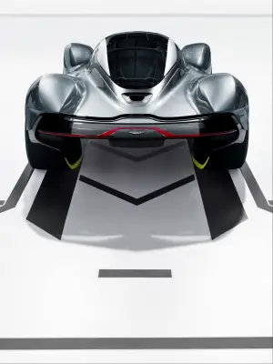 Aston Martin Red Bull AM-RB 001 - 5