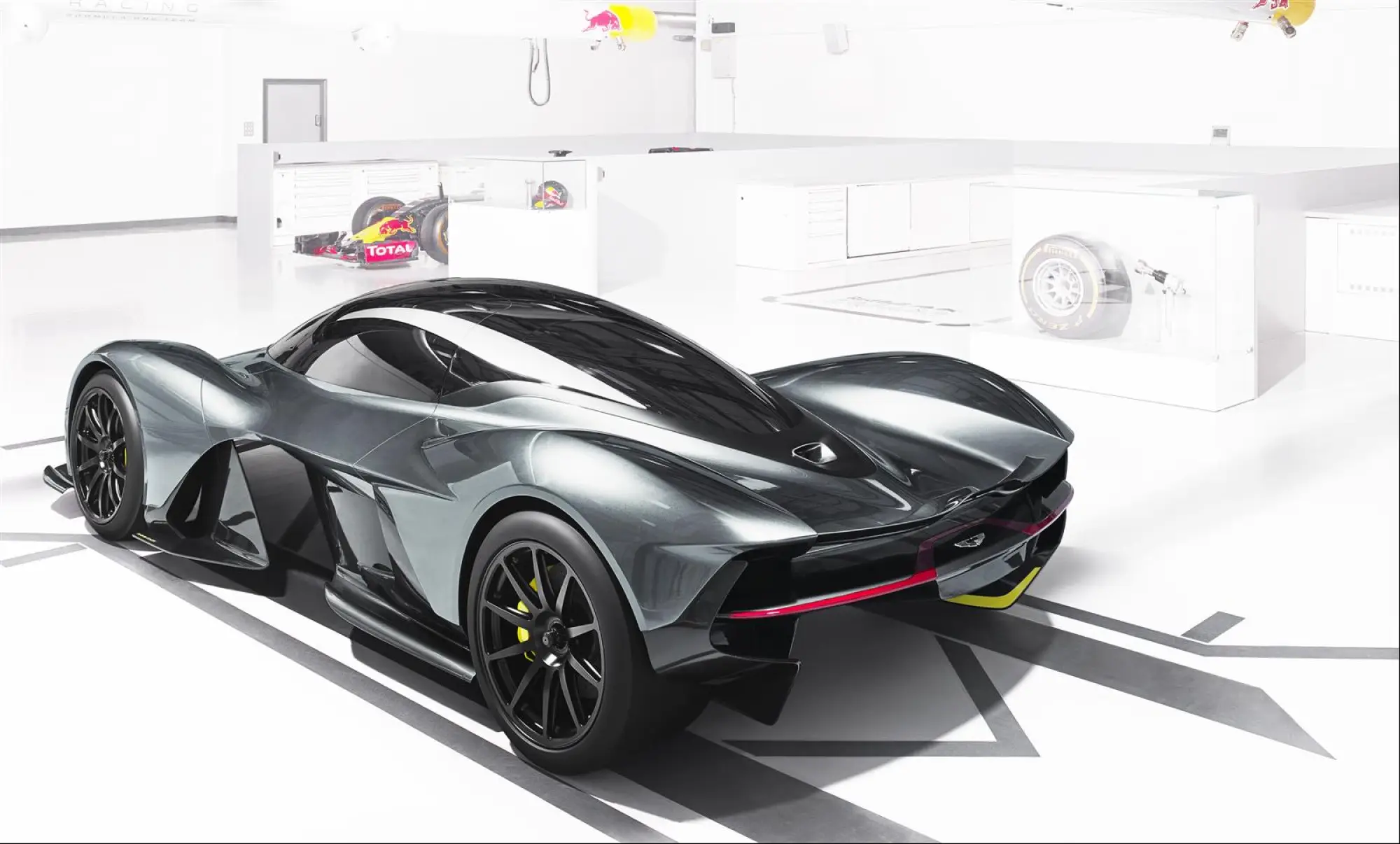 Aston Martin Red Bull AM-RB 001 - 6