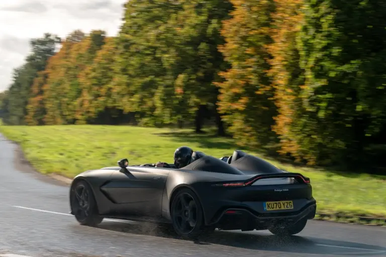 Aston Martin V12 Speedster - Prototipo - 6