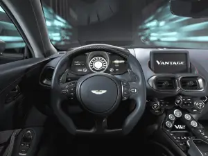 Aston Martin V12 Vantage - Foto - 9