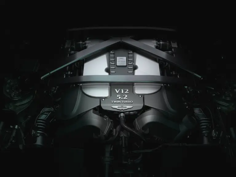 Aston Martin V12 Vantage - Foto - 5
