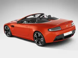 Aston Martin V12 Vantage Roadster