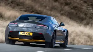 Aston Martin V12 Vantage S e V8 Vantage GTS MY 2017