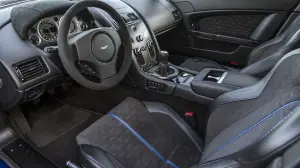 Aston Martin V12 Vantage S e V8 Vantage GTS MY 2017 - 22