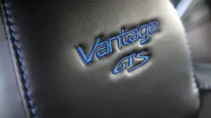 Aston Martin V12 Vantage S e V8 Vantage GTS MY 2017 - 26
