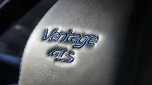 Aston Martin V12 Vantage S e V8 Vantage GTS MY 2017