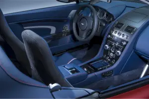 Aston Martin V12 Vantage S Roadster - 13