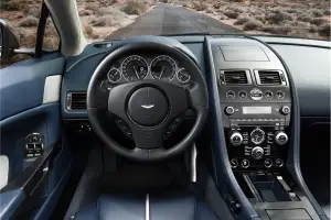 Aston Martin V12 Vantage S Roadster - 32