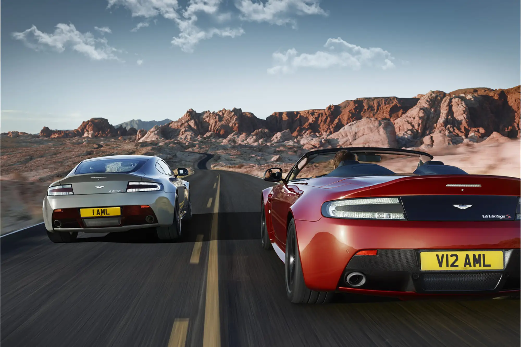 Aston Martin V12 Vantage S Roadster - 33