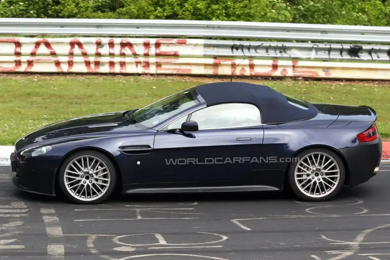 Aston Martin V12 Vantage Roadster Spy Photos - 1