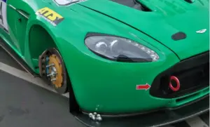 Aston Martin V12 Zagato al Nurburgring