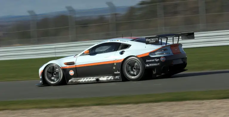 Aston Martin V8 Vantage GTE - 6