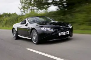 Aston Martin V8 Vantage N420 Roadster - 6