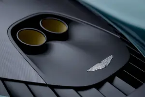 Aston Martin Valhalla 2021