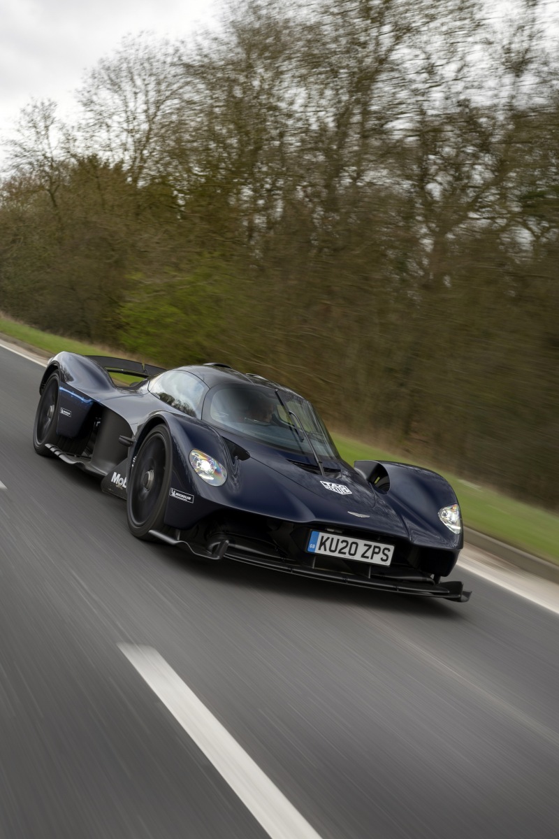 Aston Martin Valkyrie 2020