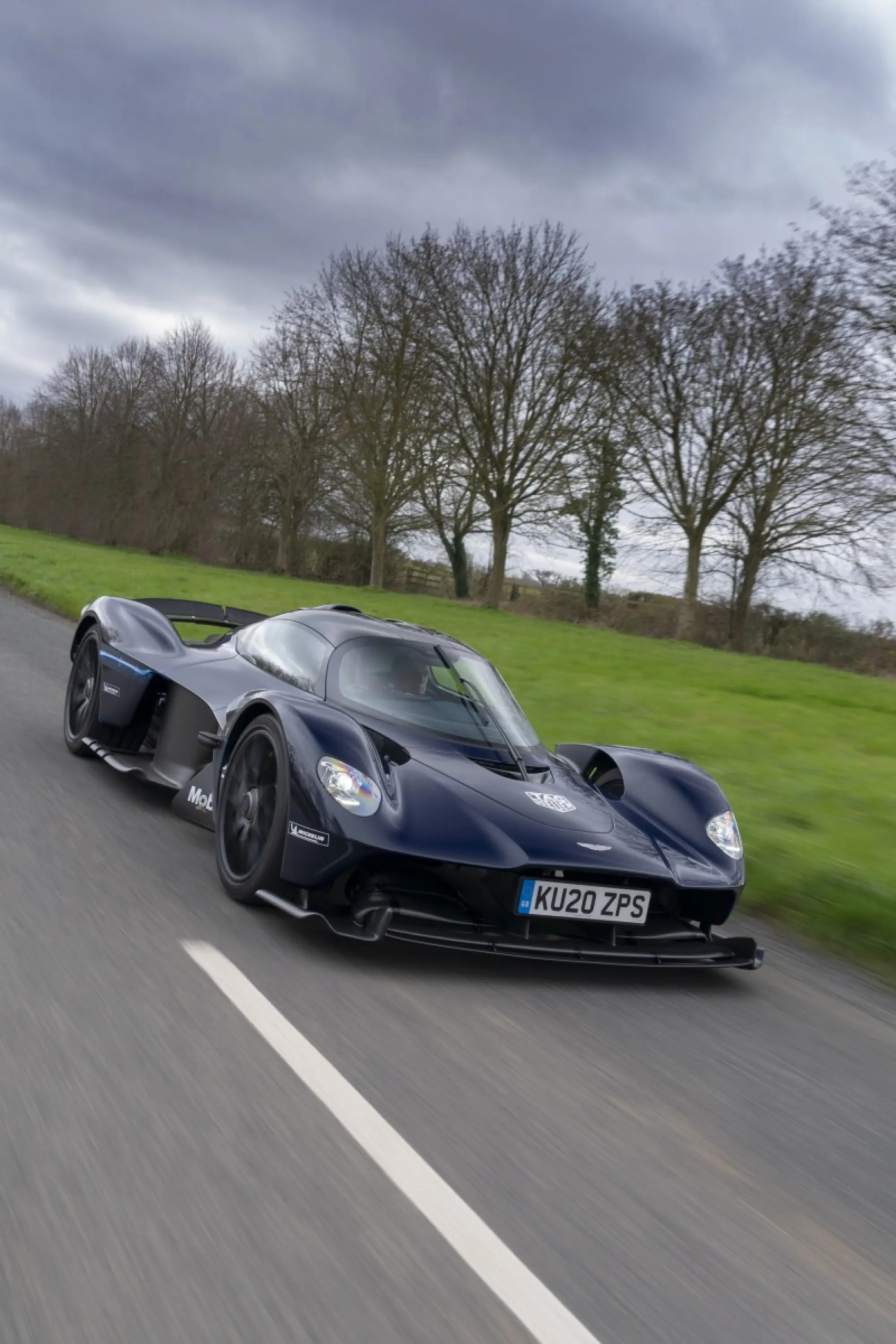 Aston Martin Valkyrie 2020 - 10