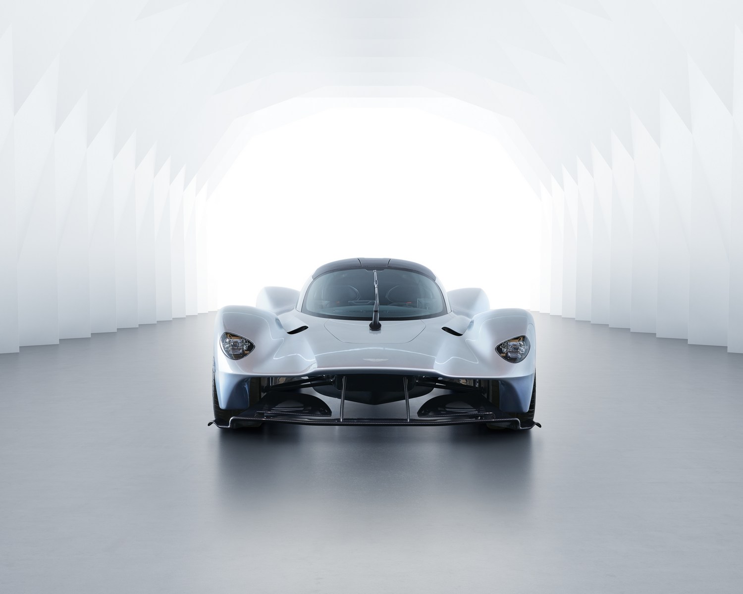 Aston Martin Valkyrie foto 12 Luglio 2017