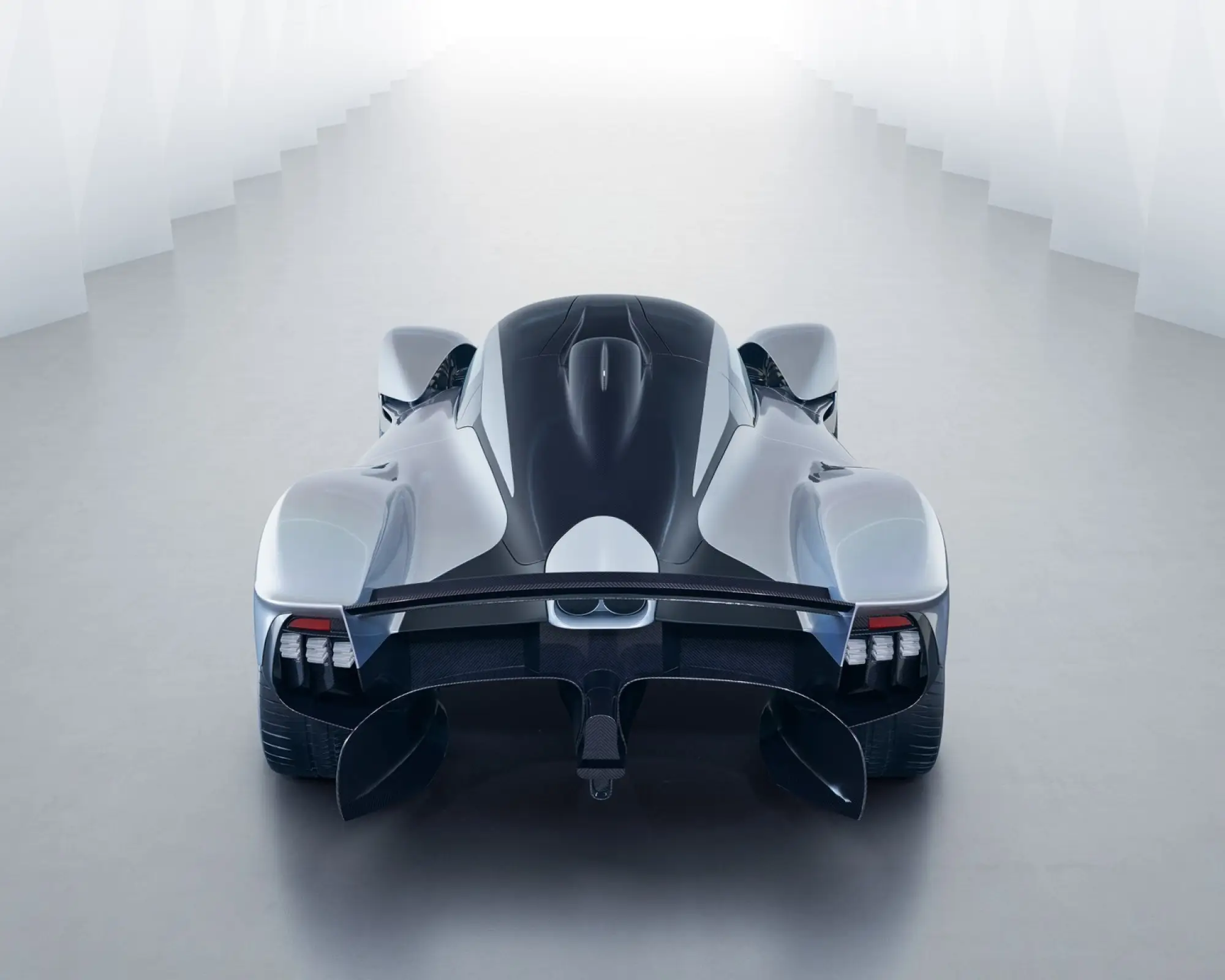 Aston Martin Valkyrie foto 12 Luglio 2017 - 14