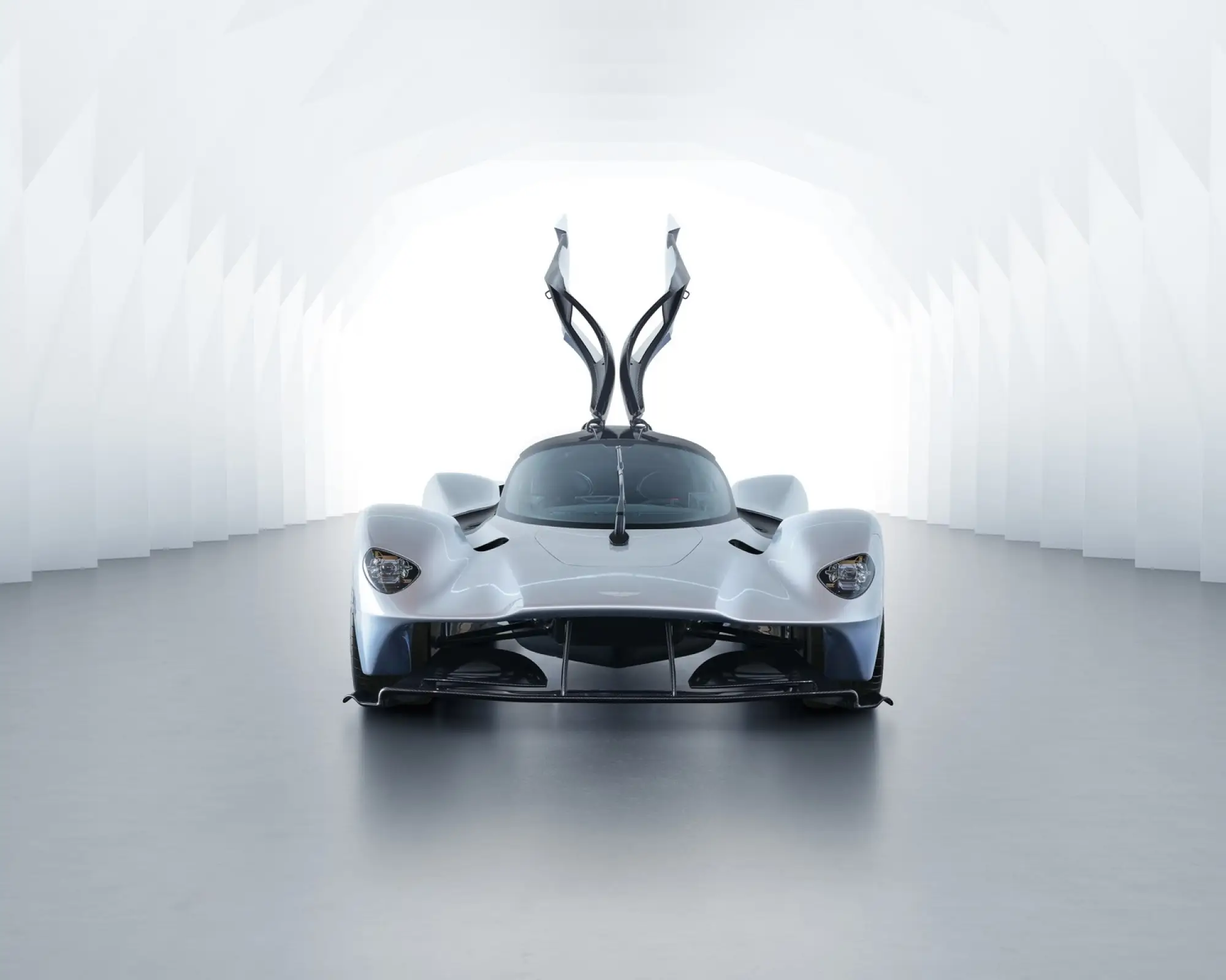 Aston Martin Valkyrie foto 12 Luglio 2017 - 2