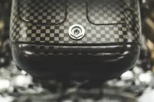 Aston Martin Valkyrie - Motore