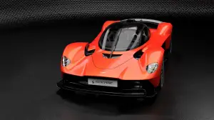 Aston Martin Valkyrie - 2