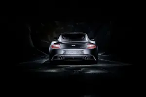 Aston Martin Vanquish 2012 nuove immagini
