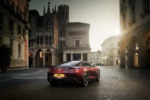 Aston Martin Vanquish 2012 nuove immagini