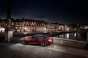 Aston Martin Vanquish 2012 nuove immagini - 16