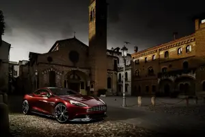 Aston Martin Vanquish 2012 nuove immagini - 25