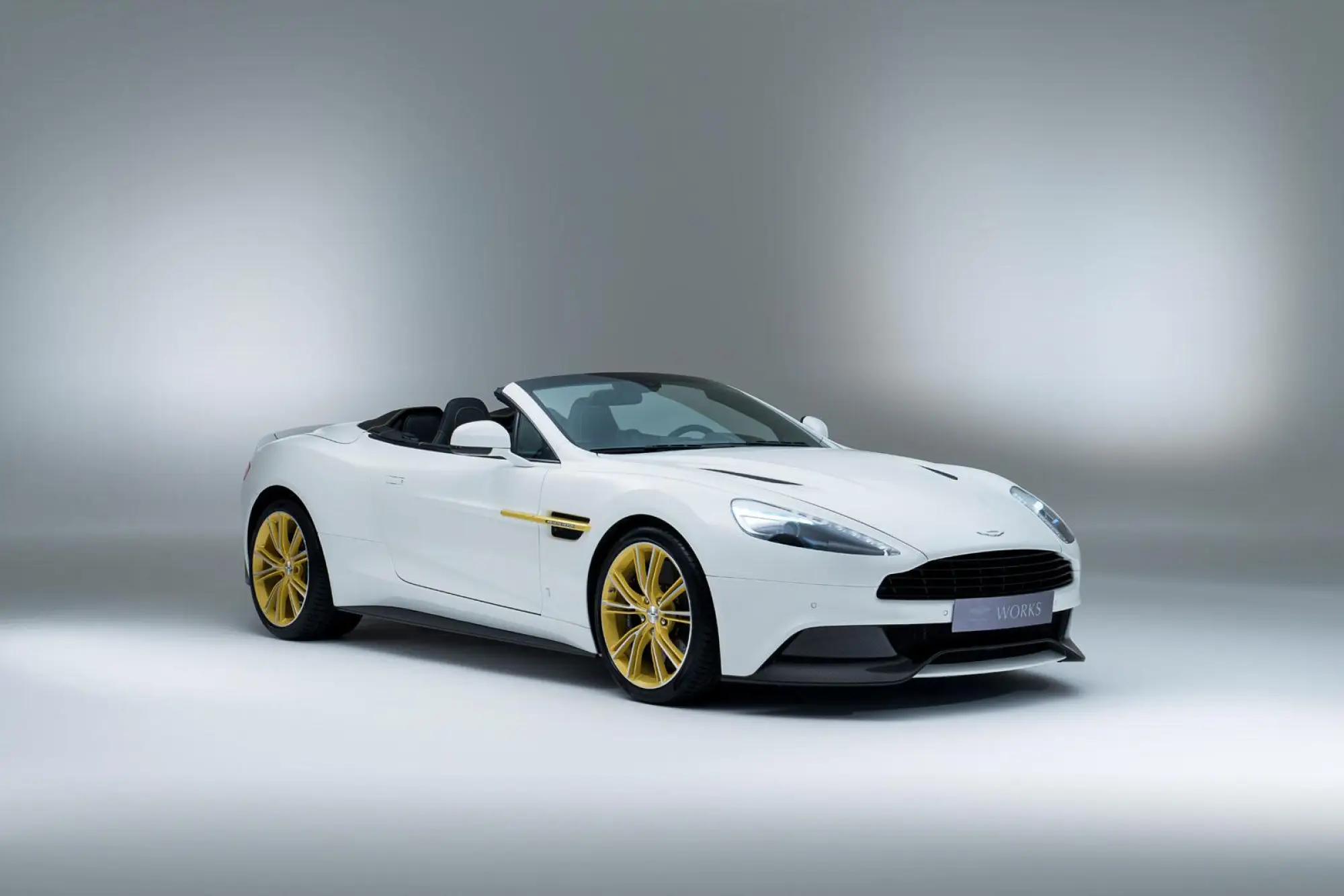 Aston Martin Vanquish 60th Anniversary Limited Edition - 4