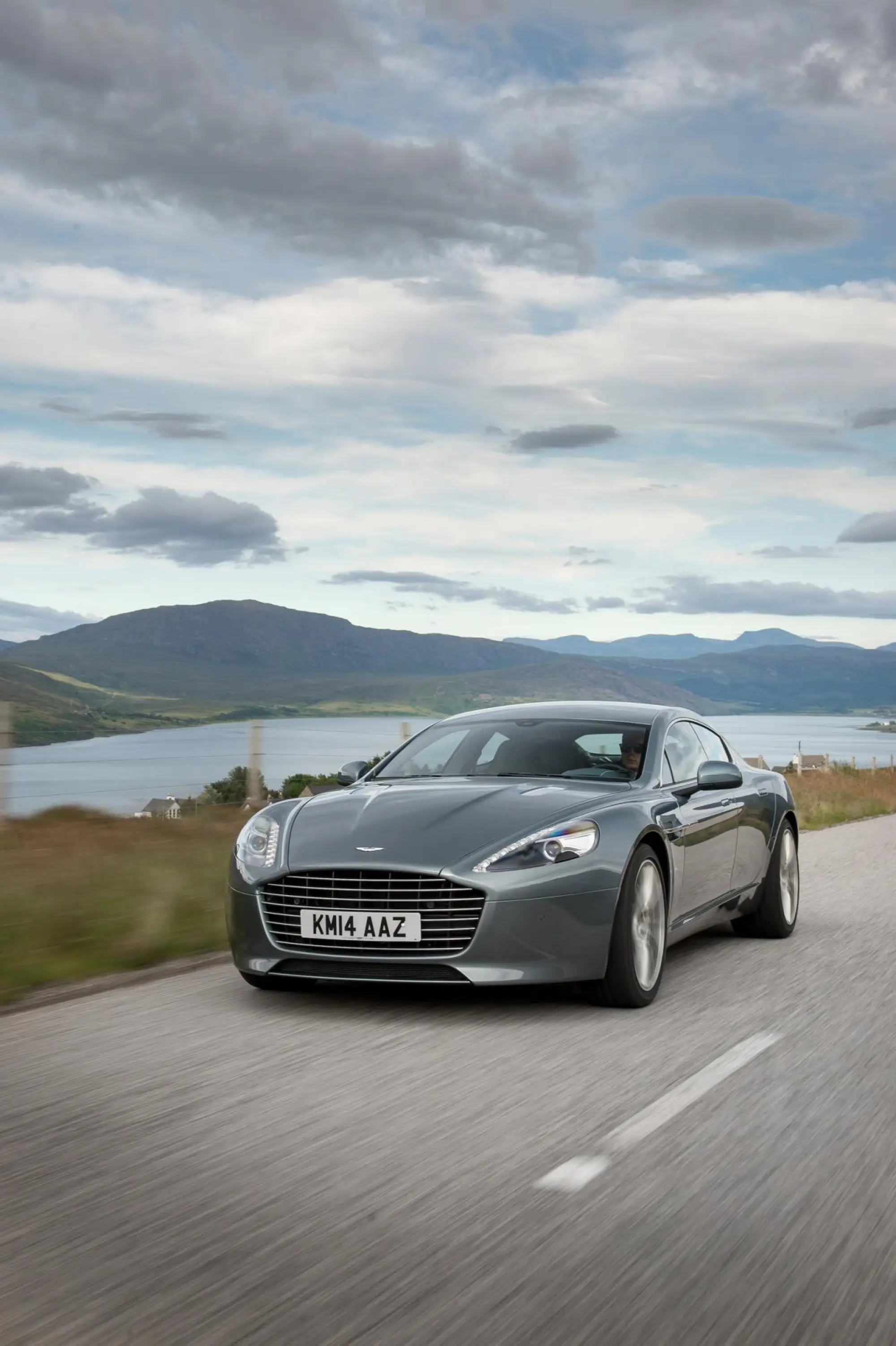 Aston Martin Vanquish e Rapide S 2015 - 6