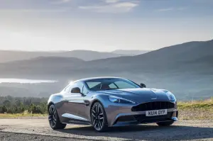 Aston Martin Vanquish e Rapide S 2015