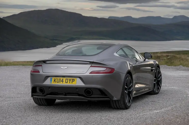 Aston Martin Vanquish e Rapide S 2015 - 38