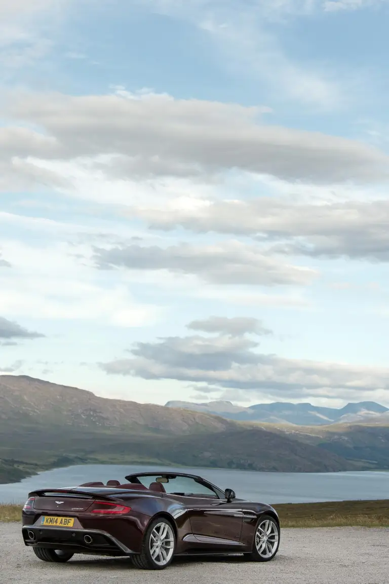 Aston Martin Vanquish e Rapide S 2015 - 43